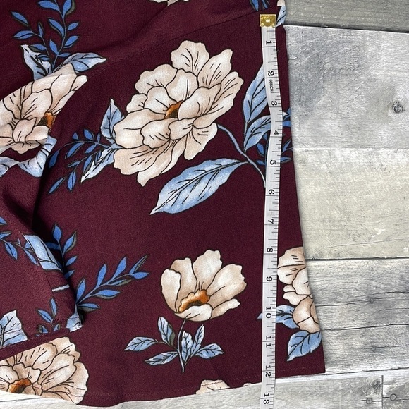 NWT Forever 21 Floral Print Dress. Elastic Waist With Belt. Bell Sleeves. Size M - Picture 8 of 11